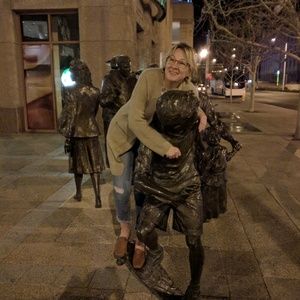 Meet your Posher, Daniela